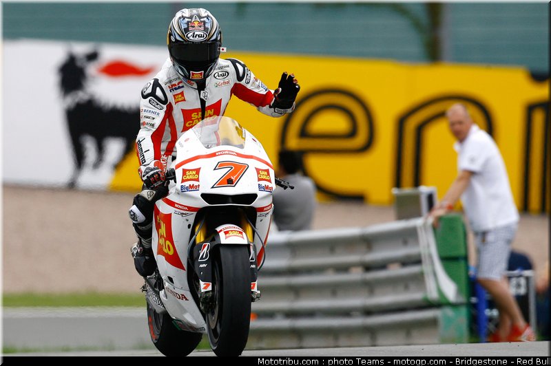 motogp_aoyama_022_allemagne_sachsenring_2011