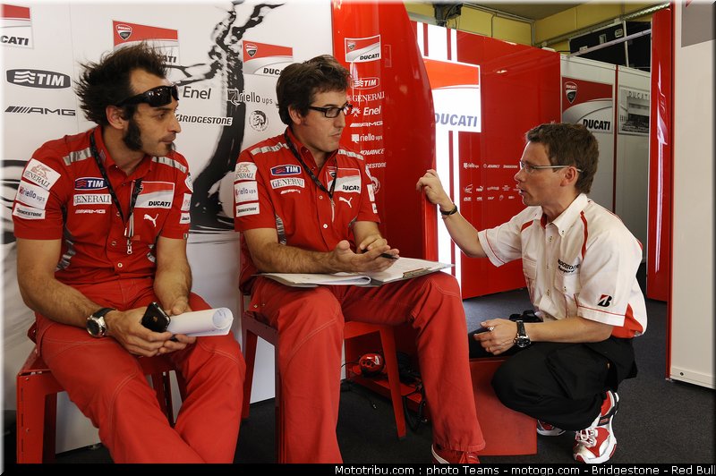 motogp_bridgestone_002_allemagne_sachsenring_2011
