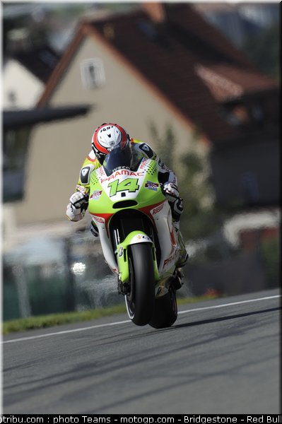motogp_de_puniet_003_allemagne_sachsenring_2011