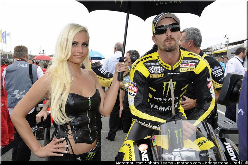 motogp_pitbabe_031_allemagne_sachsenring_2011