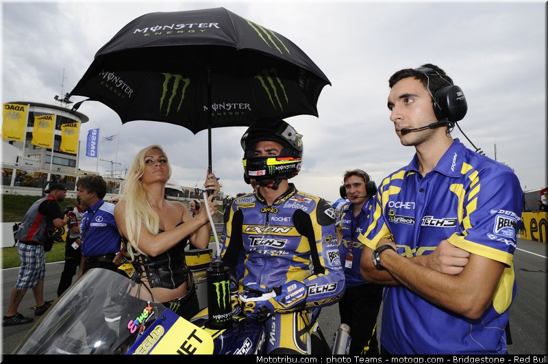 motogp_pitbabe_032_allemagne_sachsenring_2011