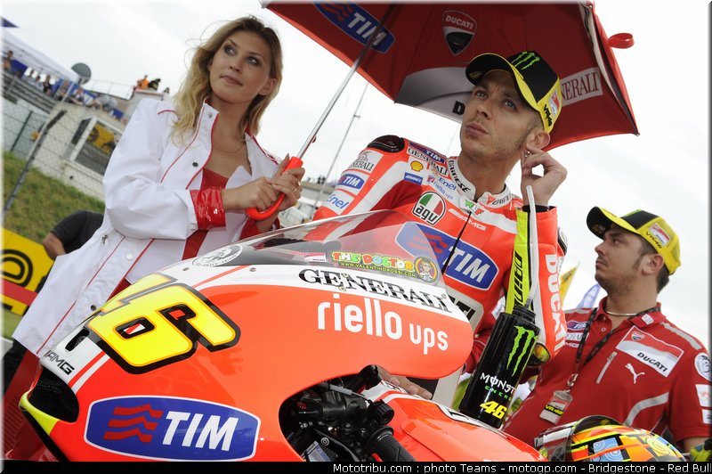 motogp_pitbabe_038_allemagne_sachsenring_2011