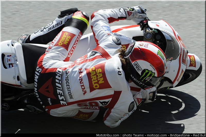 motogp_simoncelli_022_allemagne_sachsenring_2011