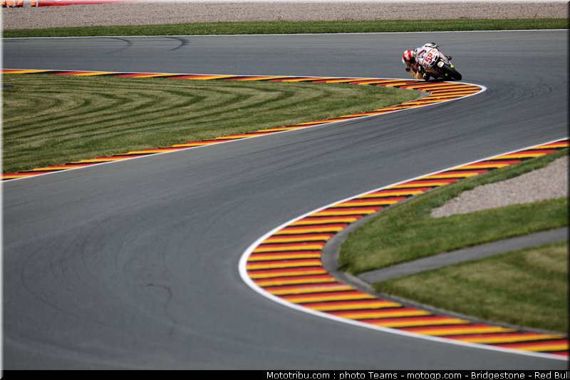 motogp_simoncelli_025_allemagne_sachsenring_2011