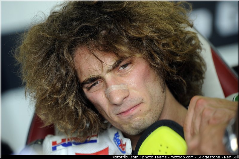motogp_simoncelli_031_allemagne_sachsenring_2011
