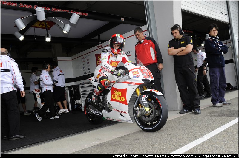 motogp_simoncelli_038_allemagne_sachsenring_2011