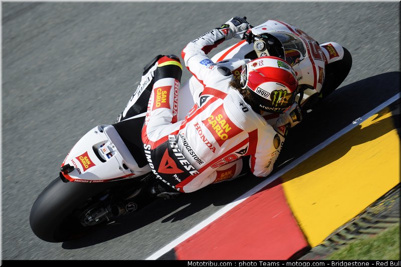motogp_simoncelli_050_allemagne_sachsenring_2011