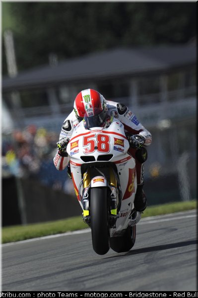 motogp_simoncelli_064_allemagne_sachsenring_2011
