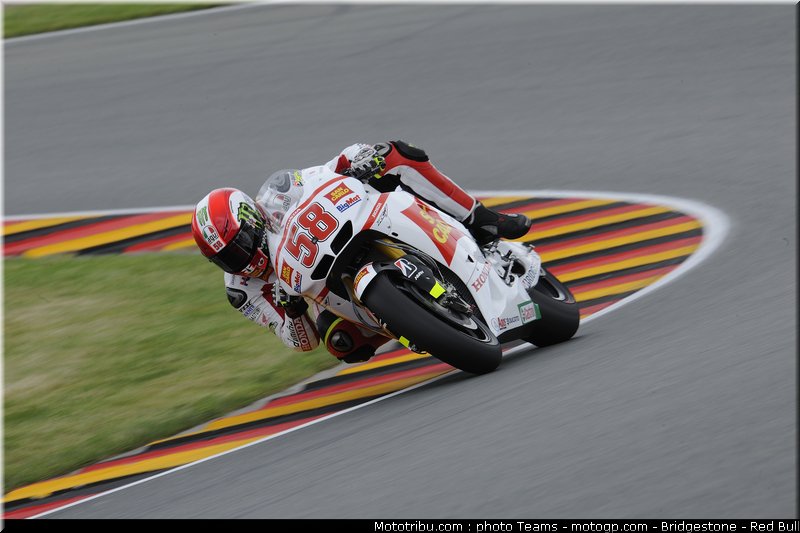 motogp_simoncelli_066_allemagne_sachsenring_2011