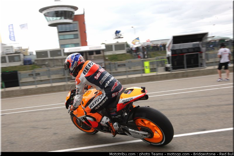 motogp_stoner_009_allemagne_sachsenring_2011