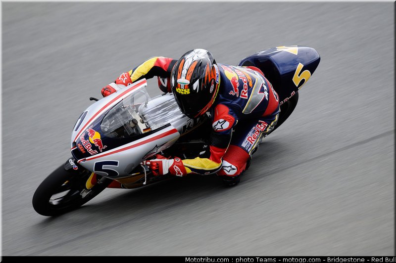 red_bull_rookie_cup_oetl_003_allemagne_sachsenring_2011