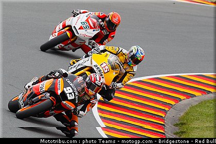 moto2_006_allemagne_sachsenring_2011.jpg