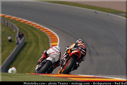 moto2_010_allemagne_sachsenring_2011.jpg