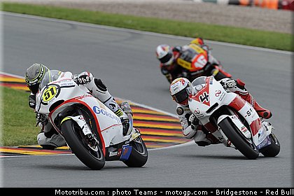 moto2_020_allemagne_sachsenring_2011.jpg