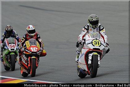 moto2_024_allemagne_sachsenring_2011.jpg