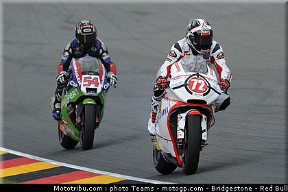 moto2_025_allemagne_sachsenring_2011.jpg