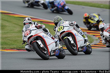 moto2_027_allemagne_sachsenring_2011.jpg