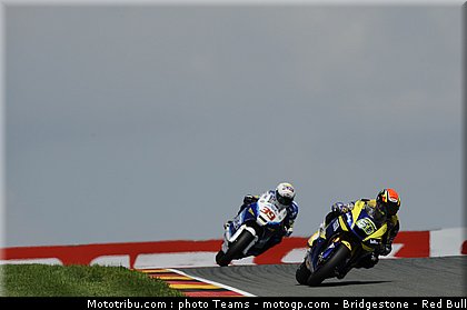 moto2_033_allemagne_sachsenring_2011.jpg
