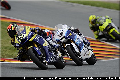 moto2_052_allemagne_sachsenring_2011.jpg