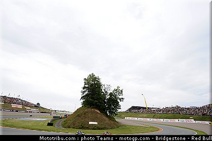 moto2_055_allemagne_sachsenring_2011.jpg