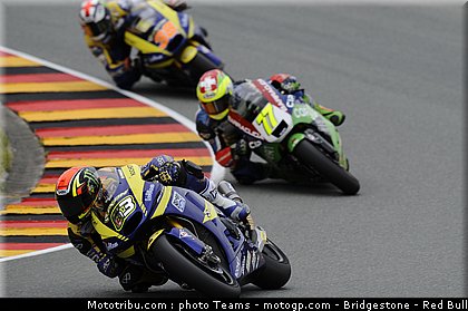 moto2_056_allemagne_sachsenring_2011.jpg