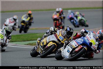 moto2_062_allemagne_sachsenring_2011.jpg