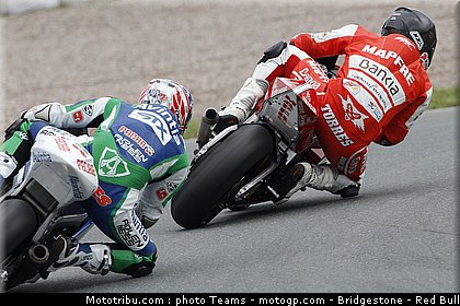 moto2_067_allemagne_sachsenring_2011.jpg