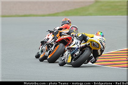 moto2_070_allemagne_sachsenring_2011.jpg
