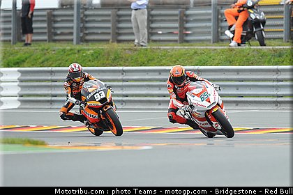 moto2_071_allemagne_sachsenring_2011.jpg