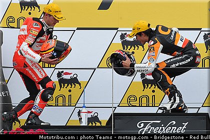 moto2_084_allemagne_sachsenring_2011.jpg