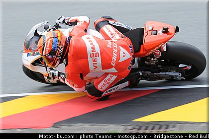 moto2_bradl_012_allemagne_sachsenring_2011.jpg