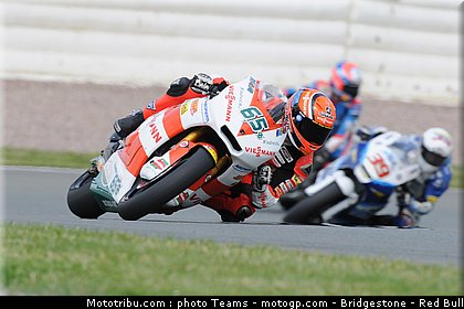 moto2_bradl_016_allemagne_sachsenring_2011.jpg
