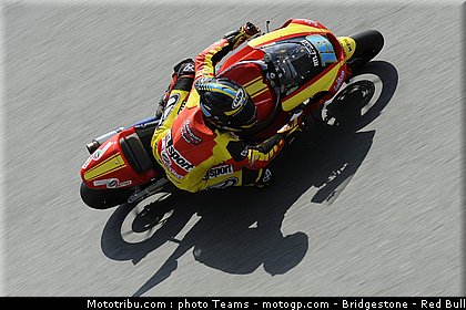 moto2_simeon_011_allemagne_sachsenring_2011.jpg