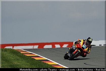 moto2_simeon_012_allemagne_sachsenring_2011.jpg