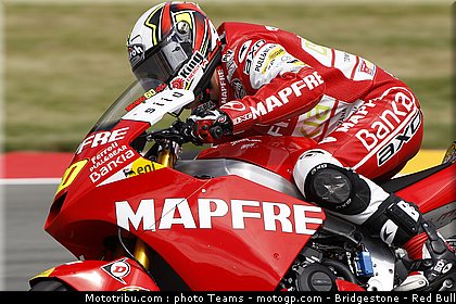 moto2_simon_003_allemagne_sachsenring_2011.jpg