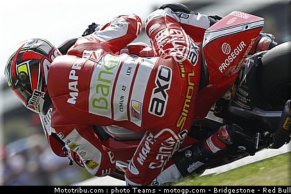 moto2_simon_005_allemagne_sachsenring_2011.jpg