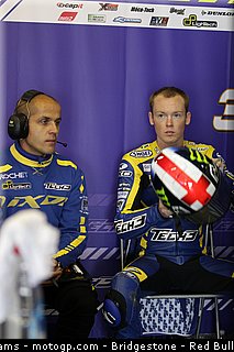 moto2_smith_002_allemagne_sachsenring_2011.jpg