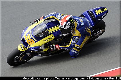 moto2_smith_006_allemagne_sachsenring_2011.jpg