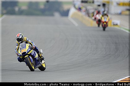 moto2_smith_016_allemagne_sachsenring_2011.jpg