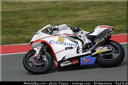 moto2_takahashi_005_allemagne_sachsenring_2011.jpg