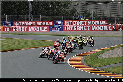 motogp_001_allemagne_sachsenring_2011.jpg