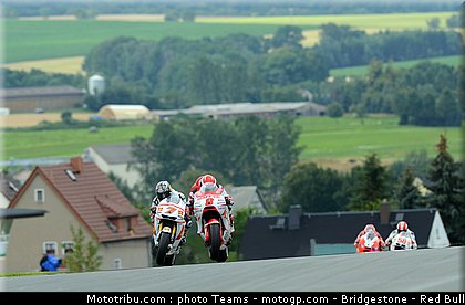 motogp_007_allemagne_sachsenring_2011.jpg