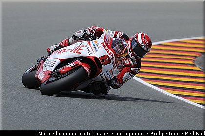 motogp_barbera_001_allemagne_sachsenring_2011.jpg