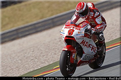 motogp_barbera_009_allemagne_sachsenring_2011.jpg