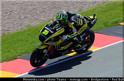 motogp_crutchlow_009_allemagne_sachsenring_2011.jpg