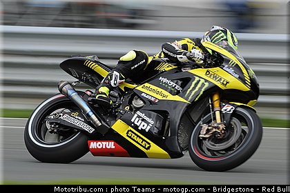 motogp_crutchlow_013_allemagne_sachsenring_2011.jpg
