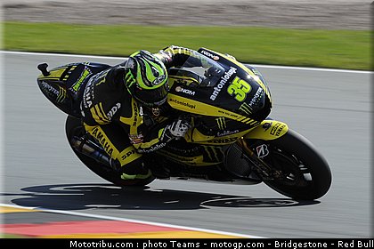 motogp_crutchlow_020_allemagne_sachsenring_2011.jpg