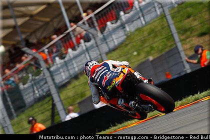 motogp_dovizioso_004_allemagne_sachsenring_2011.jpg