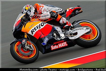 motogp_dovizioso_007_allemagne_sachsenring_2011.jpg