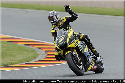 motogp_edwards_010_allemagne_sachsenring_2011.jpg